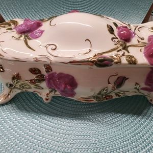 Vanity/dresser footed trinket dish